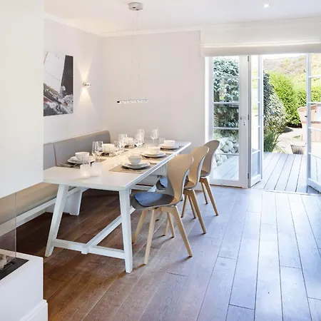 Holiday home Newport List