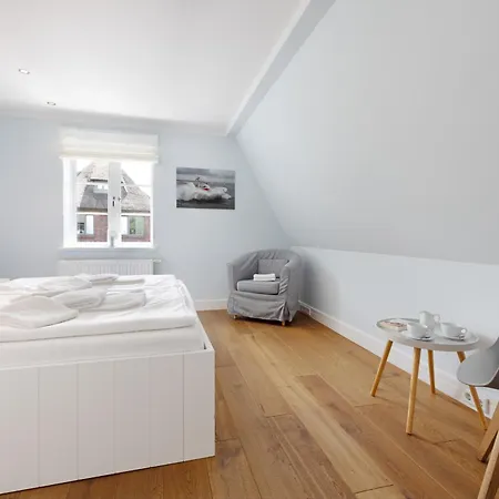 Holiday home Newport